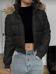 ファー付き黒ダウンジャケット アウター おしゃれ かわいい オシャレ かっこいい
