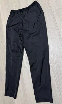 BEAUTY&YOUTH サテンバックゴムテーパードパンツ M