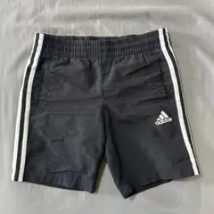 adidas 黒 半ズボン サイドストライプ