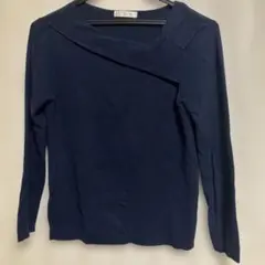 ネイビー 長袖ニット オフショルダー風　Mサイズ