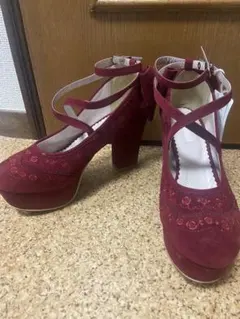 LIZLISA スエードクロスストラップパンプス　リズリサ　シューズ