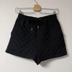 ZARA キルティング ショートパンツ ブラック