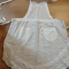 花柄刺繍ホワイトエプロン