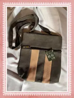 ショルダーバッグ グレー