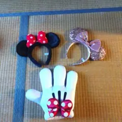 ミニーちゃん　手袋　カチューシャ　２個