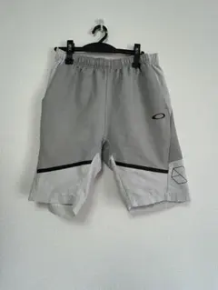OAKLEY ショートパンツ ハーフパンツ グレー XL USAタグのサムネイル