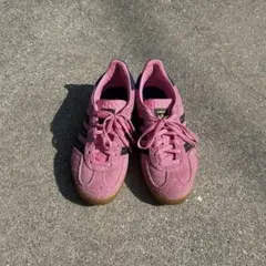 【美品】【adidas originals】ガゼルインドア　ピンクスニーカー
