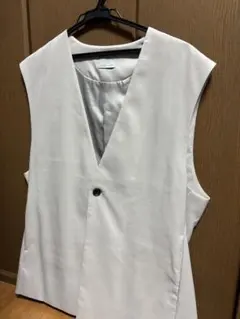 LOWRYS FARM ライトグレー ノースリーブベスト