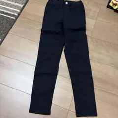 GU ブラックスリムフィットパンツ