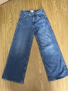 ZARAワイドレッグパンツ ブルー　デニム