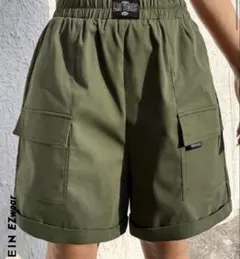 SHEIN レター パッチ ディテール フラップ ポケット サイド ショーツ