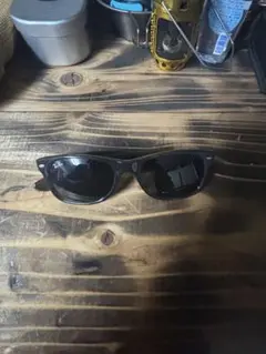 Ray-Ban Wayfarer サングラス 偏光レンズ