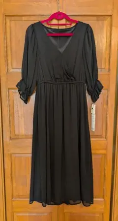 未使用しまむらブラック Vネック ワンピース Lサイズ