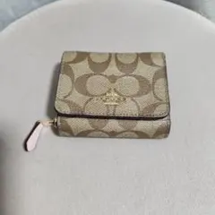 COACH 三つ折り財布のサムネイル