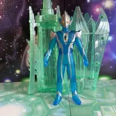 ウルトラヒーローシリーズ2006 ウルトラマンヒカリ　クリアブルーバージョン Amazon.co.jp: ウルトラヒーローシリーズ ウルトラマンヒカリ
