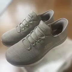 SKECHERS Slip-Ins ベージュ スニーカー