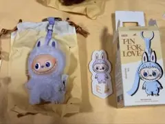 POP MART PIN FOR LOVE イニシャル ラブブ E