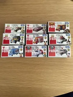新品未使用　販売店特別仕様車　トミカ　ディズニー　モータース
