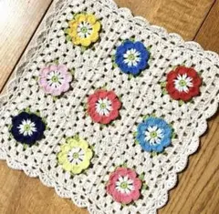 お花畑のかぎ針編みマルチカバー&マット