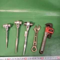 Item thumbnail for item b83a4b5b-0902-4651-a556-48c2bdc433a2