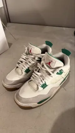 NIKE SB AIRJORDAN 4 RETRO SP PINE GREEN