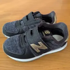 New Balance スニーカー 18.5cm