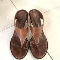 LAUREN RALPH LAUREN レザー トングサンダル ブラウンのサムネイル