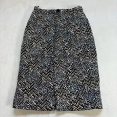 E2-14 GIANFRANCO FERRE 総柄 タイトスカート 伊製のサムネイル