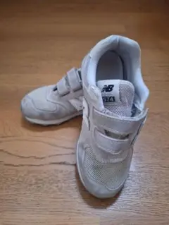 New Balance 574 ベージュ スニーカー