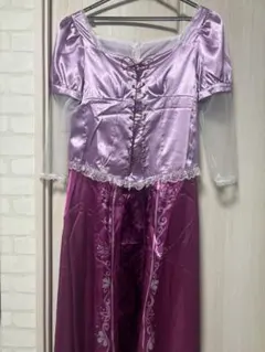 ラプンツェル風コスプレ衣装とティアラ