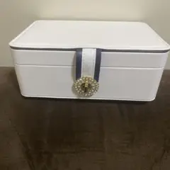 新品未使用品・ホワイト アクセサリーケース❤️