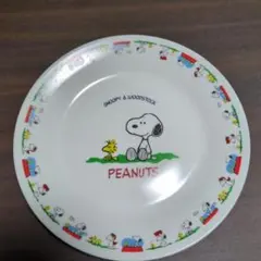 スヌーピー　お皿　1枚　peanuts　直径約１９高さ約2.4cmのサムネイル