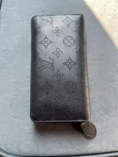 【極美品】ルイヴィトン ジッピーウォレット アンプラント 黒 正規品