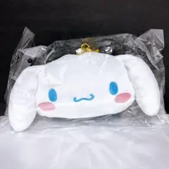 ③公式　シナモン　フェイス パスケース 定期入れ サンリオ ぬいぐるみ リール