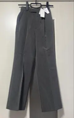 SENSE OF PLACE センタープレスパンツ　グレー