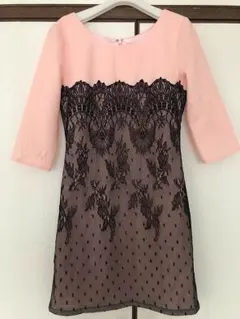 ちょっとエッチなレースワンピース