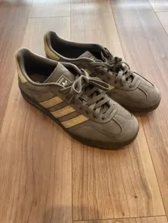 美品 adidas GAZELLE スニーカー メンズ アディダスのサムネイル