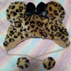 激レア！極美品ディズニーヒョウ柄ファンキャップ☆ハートビジュー付き♪モコモコ