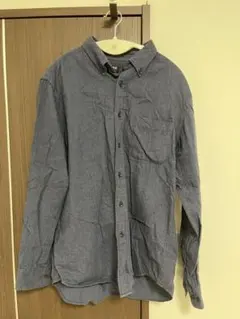 UNIQLO ダークブルー ボタンアップシャツ L