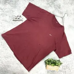 NIKE ワンポイントロゴ ボルドーTシャツ