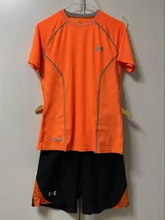 アンダーアーマー　トレーニング用　セットアップ　SM