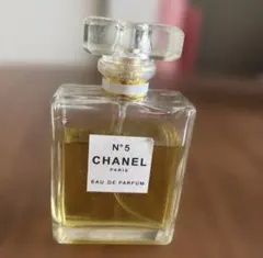 シャネル N°5 オードゥパルファム（CHANEL No.5