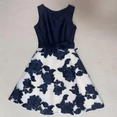 パーティドレス　Mサイズ　フラワー刺繍