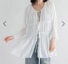 ローリーズファーム ヨウリュウシャーリング６Ｓ ブラウス オフホワイト