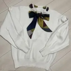 スカーフ付き　ニット