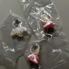 サンリオゆるっとめじるしアクセサリーガチャガチャ しろうさ×1マロンクリーム×2