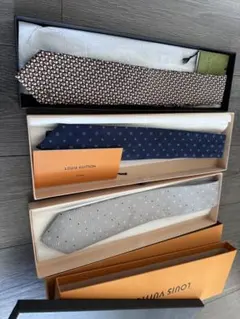 新品　LOUIS VUITTON GUCCI ネクタイ