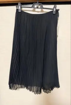 黒 プリーツスカート ウエスト70 ヒップ93
