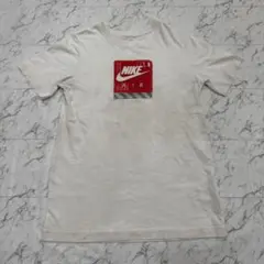ナイキ Tシャツのサムネイル