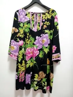 美品レオナール花柄 五分袖チュニック　本日サービス品 美品レオナール花柄 五分袖チュニック